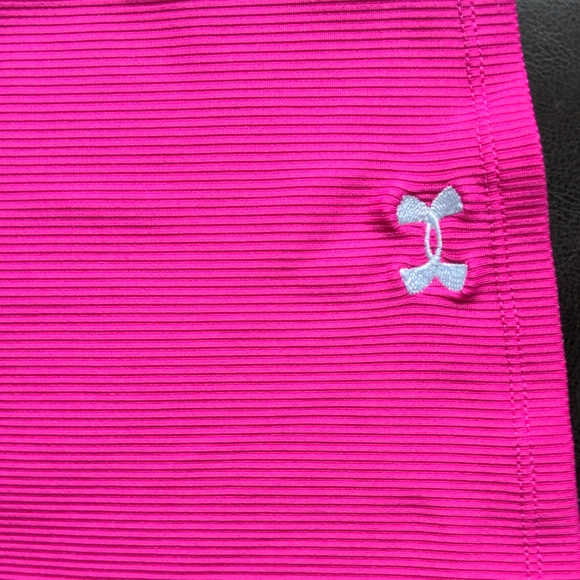 Under Armour heat tech, racer back tank, bright pink, medium - Picture 2 of 4